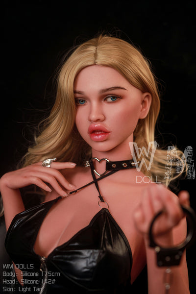 Mizaki Silicone Sex Doll