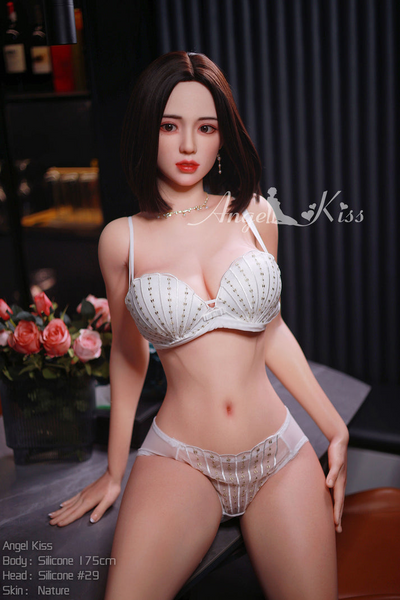Delphine Silikon Sexpuppe