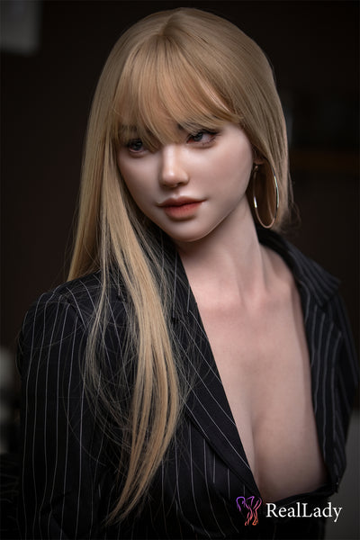 Layla Silikon Sex Doll