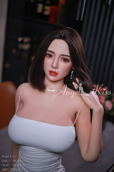 Delphine Silikon Sexpuppe