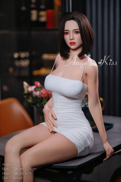 Delphine Silikon Sexpuppe