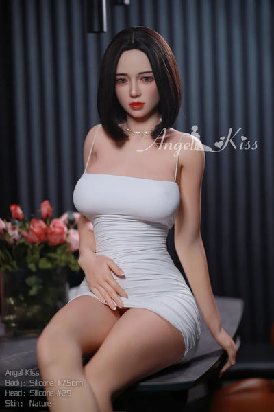 Delphine Silikon Sexpuppe