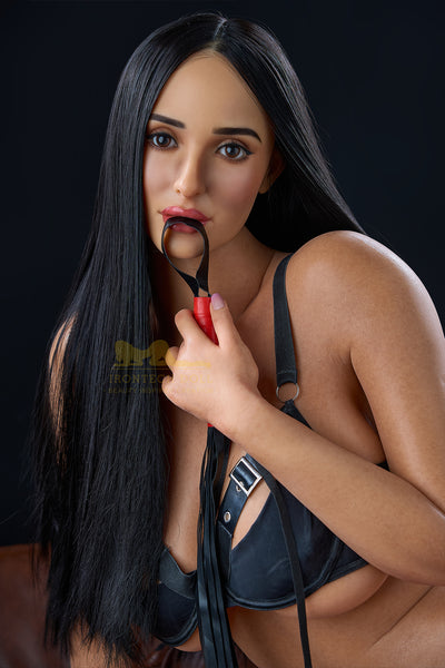 Violet Voss Silikon Sexpuppe