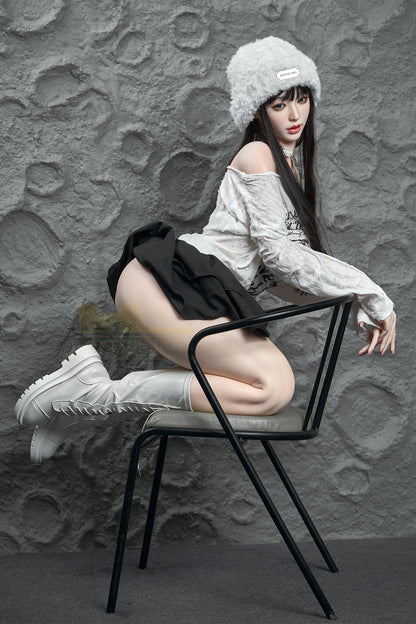 Yuna Silikon Sexdoll