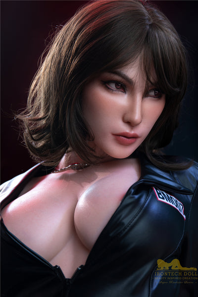 Hedy Silikon Sexpuppe