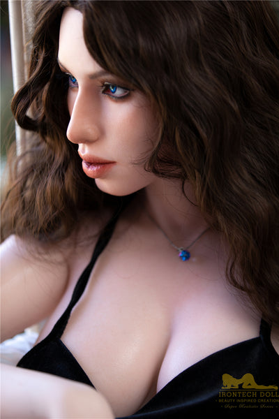 Zara Silikon Sexpuppe