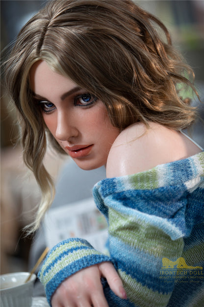 Lunara Silicone Sex Doll