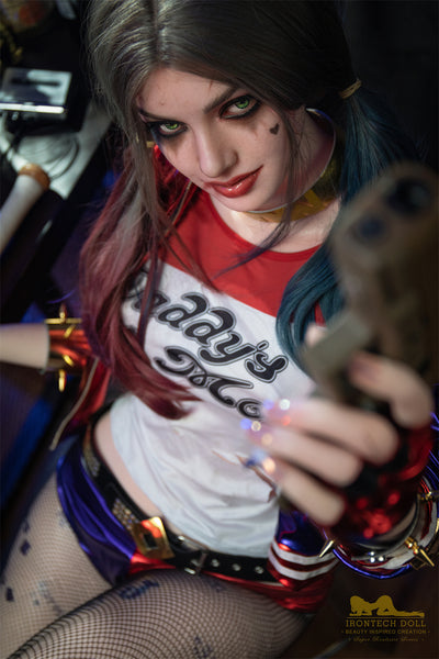Ivy Silikon Sexpuppe