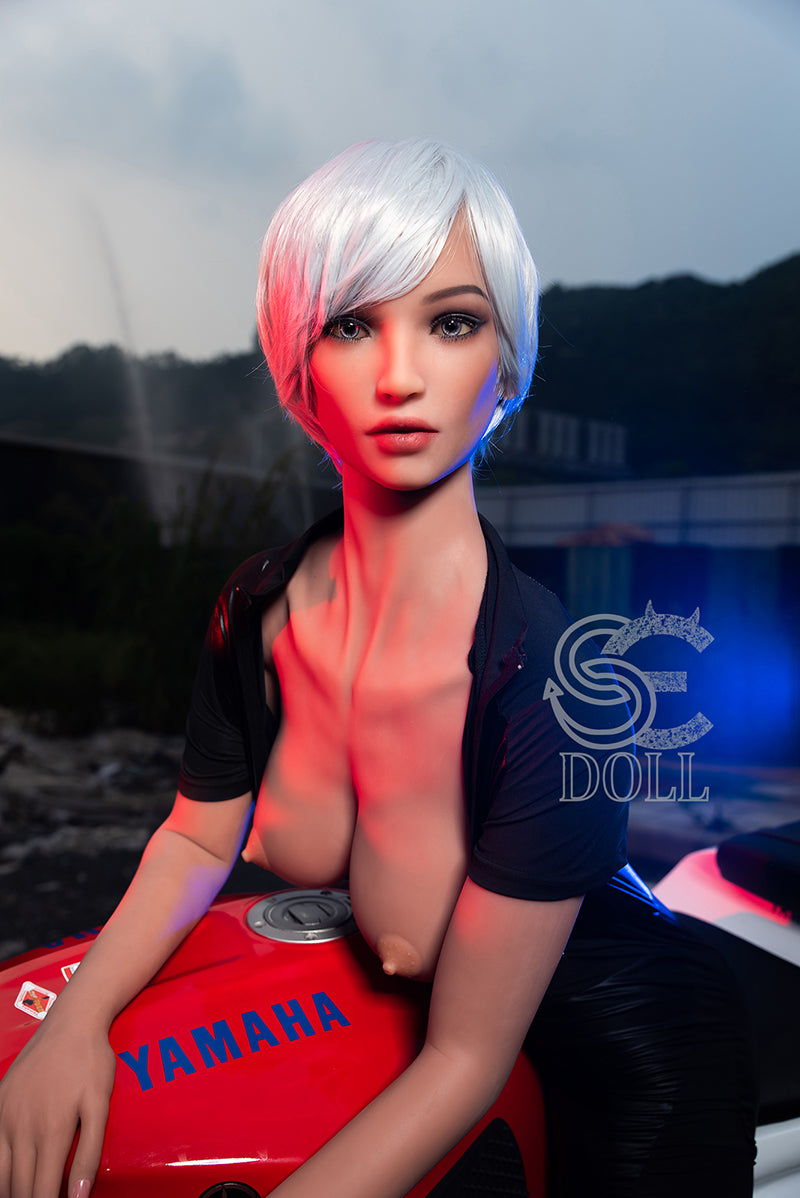Della TPE Sexdoll